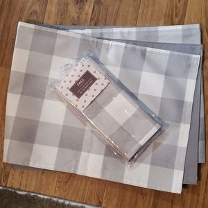New Buffalo Plaid Runner & napkins
